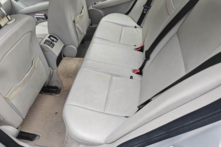Used Mercedes-Benz C-Class 2011 C 180K Classic model Left Rear Seat