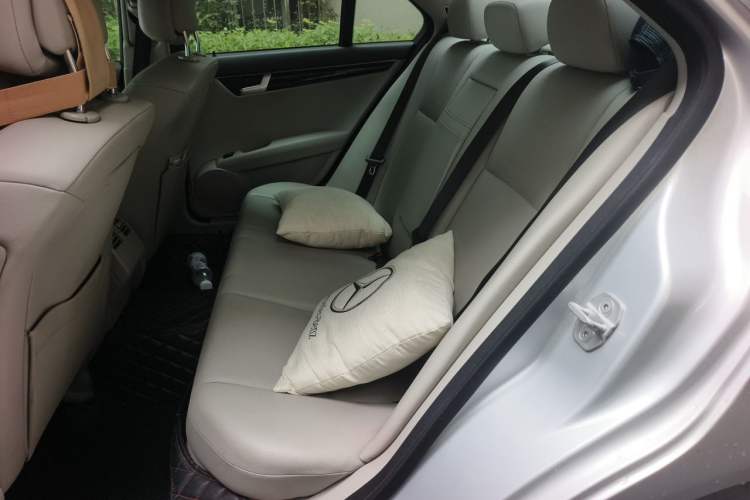 Used Mercedes-Benz C-Class 2011 C 180K Classic model Left Rear Seat