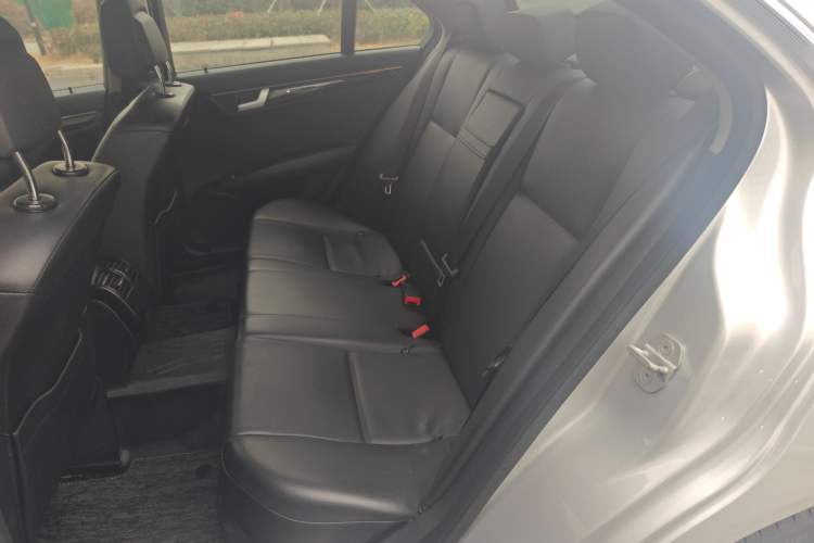Used Mercedes-Benz C-Class 2011 C 180K Classic model Left Rear Seat