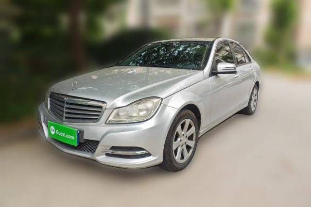 Used Mercedes-Benz C-Class 2011 C 180K Classic model