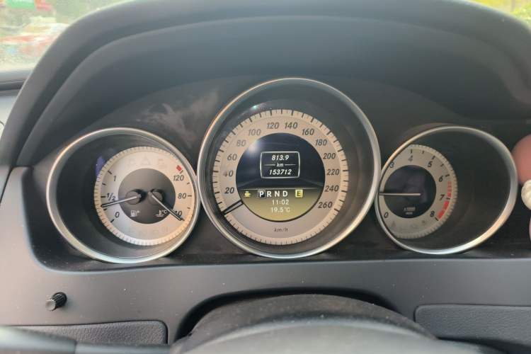 Used Mercedes-Benz C-Class 2011 C 200 CGI Fashion Model Odometer Close Up