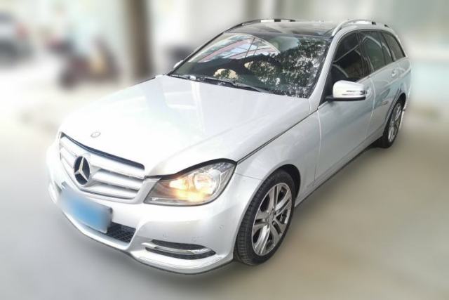 Used Mercedes-Benz C-Class 2011 C 200 Fashion Travel Edition