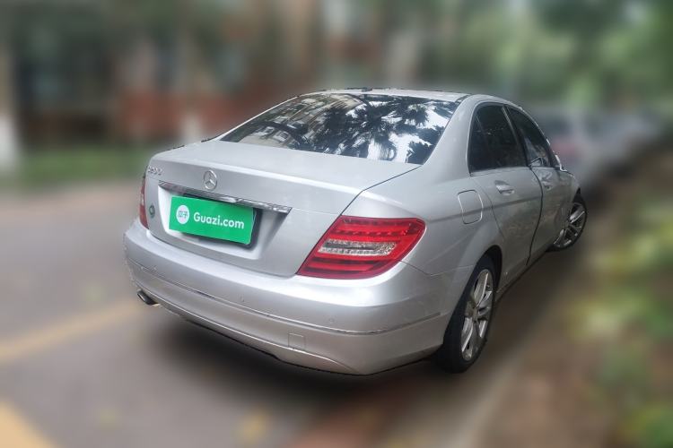 Used Mercedes-Benz C-Class 2011 C 200 CGI Fashion Model Rear Right 45 Deg