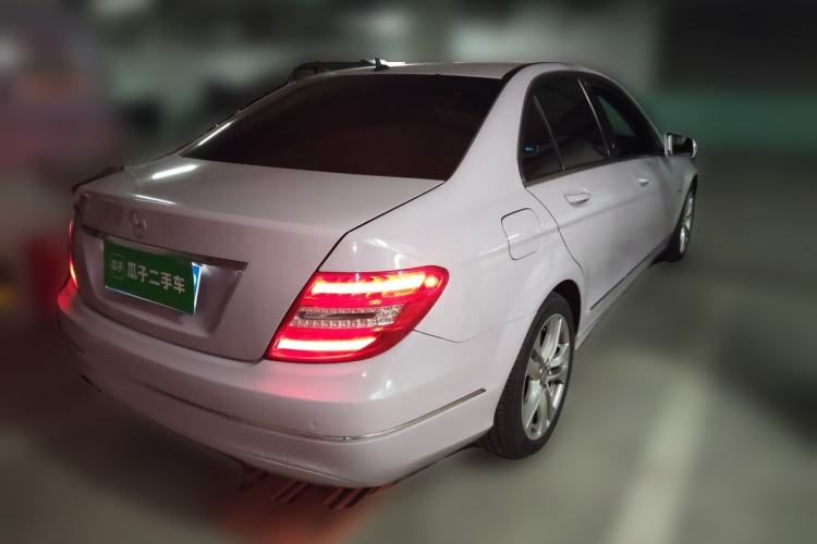 Used Mercedes-Benz C-Class 2011 C 200 CGI Fashion Model Rear Right 45 Deg