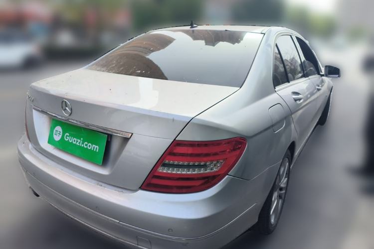 Used Mercedes-Benz C-Class 2011 C 200 CGI Fashion Model Rear Right 45 Deg