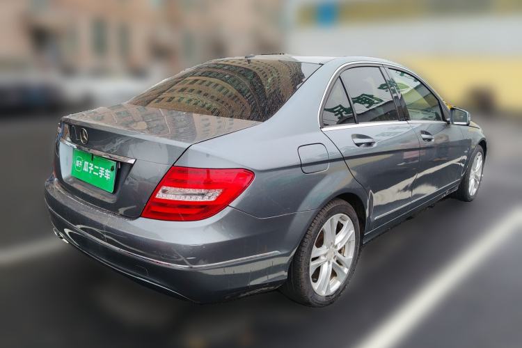 Used Mercedes-Benz C-Class 2011 C 200 CGI Fashion Model Rear Right 45 Deg