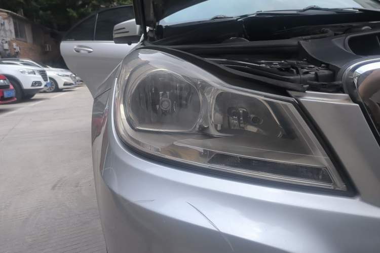 Used Mercedes-Benz C-Class 2011 C 200 CGI Elegant Model Right Front Headlight