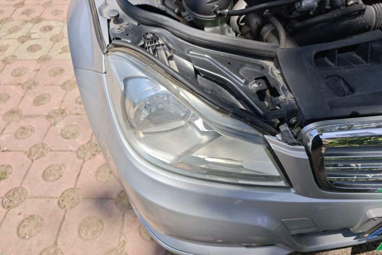 Used Mercedes-Benz C-Class 2011 C 200 CGI Elegant Model Right Front Headlight