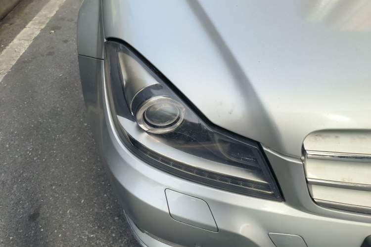 Used Mercedes-Benz C-Class 2011 C 200 CGI Fashion Model Right Front Headlight