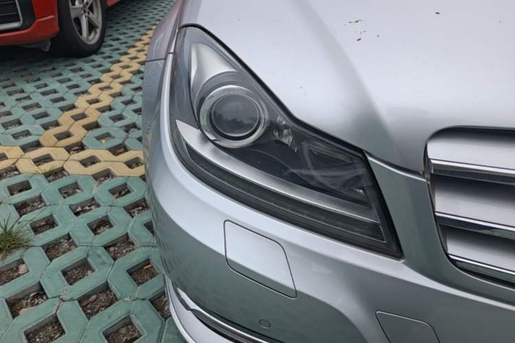Used Mercedes-Benz C-Class 2011 C 200 CGI Elegant Model Right Front Headlight