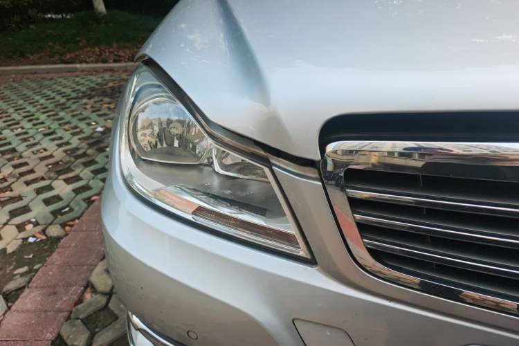 Used Mercedes-Benz C-Class 2011 C 200 CGI Elegant Model Right Front Headlight