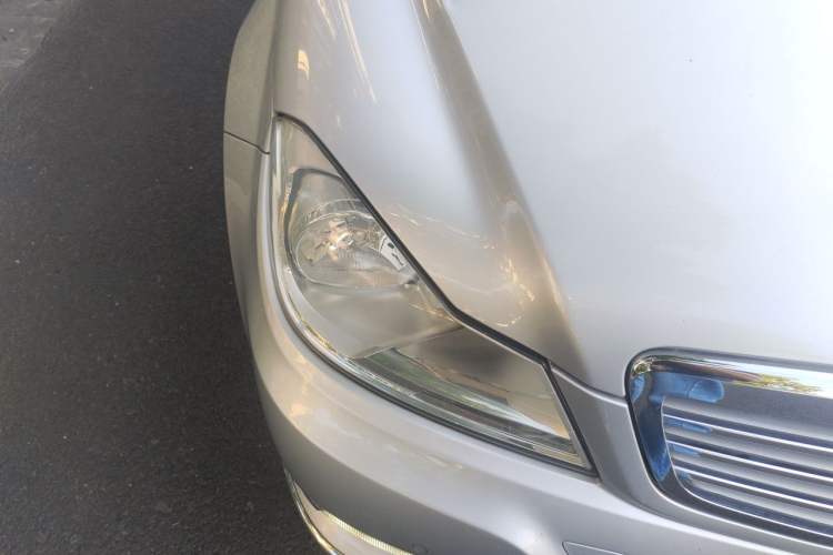 Used Mercedes-Benz C-Class 2011 C 200 CGI Elegant Model Right Front Headlight