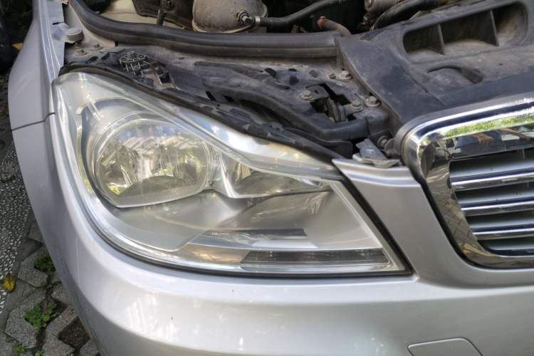 Used Mercedes-Benz C-Class 2011 C 200 CGI Elegant Model Right Front Headlight