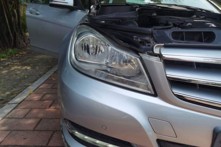 Used Mercedes-Benz C-Class 2011 C 200 CGI Elegant Model Right Front Headlight