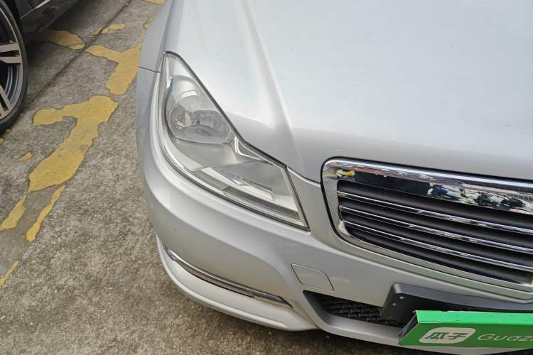 Used Mercedes-Benz C-Class 2011 C 180K Classic model Right Front Headlight