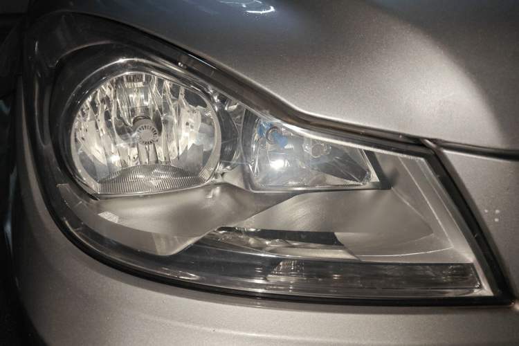 Used Mercedes-Benz C-Class 2011 C 200 CGI Elegant Model Right Front Headlight