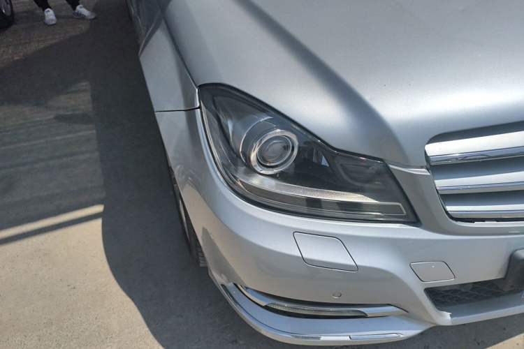 Used Mercedes-Benz C-Class 2011 C 200 CGI Fashion Model Right Front Headlight