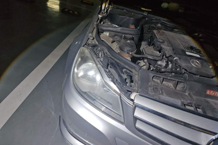 Used Mercedes-Benz C-Class 2011 C 200 CGI Elegant Model Right Front Headlight