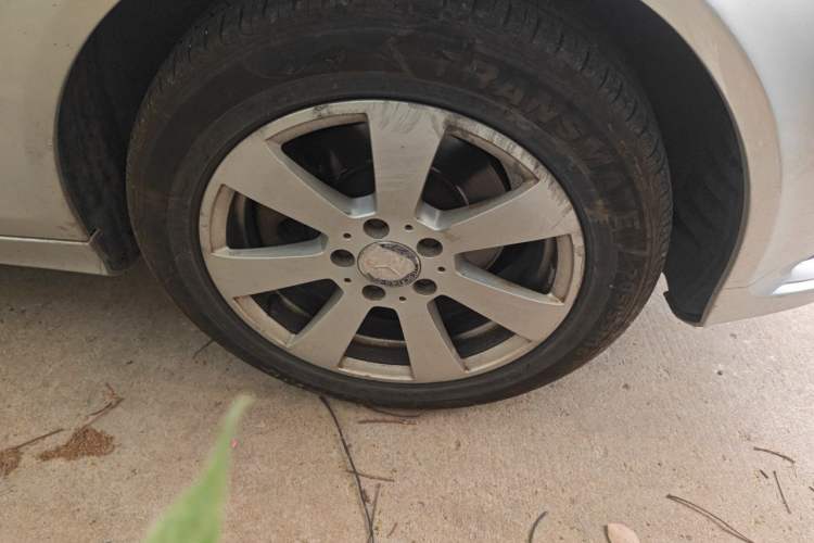 Used Mercedes-Benz C-Class 2011 C 180K Classic model Right Front Wheel Hub