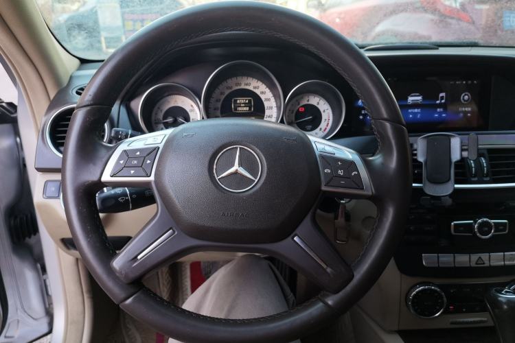 Used Mercedes-Benz C-Class 2011 C 200 CGI Elegant Model Steering Wheel