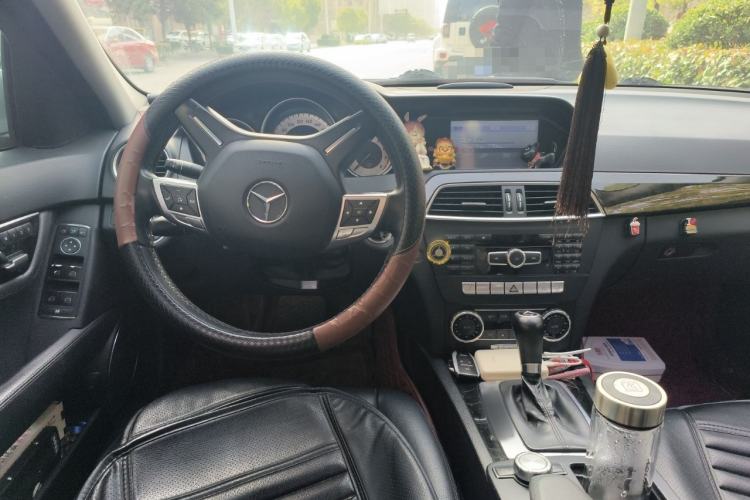 Used Mercedes-Benz C-Class 2011 C 200 CGI Fashion Model Steering Wheel