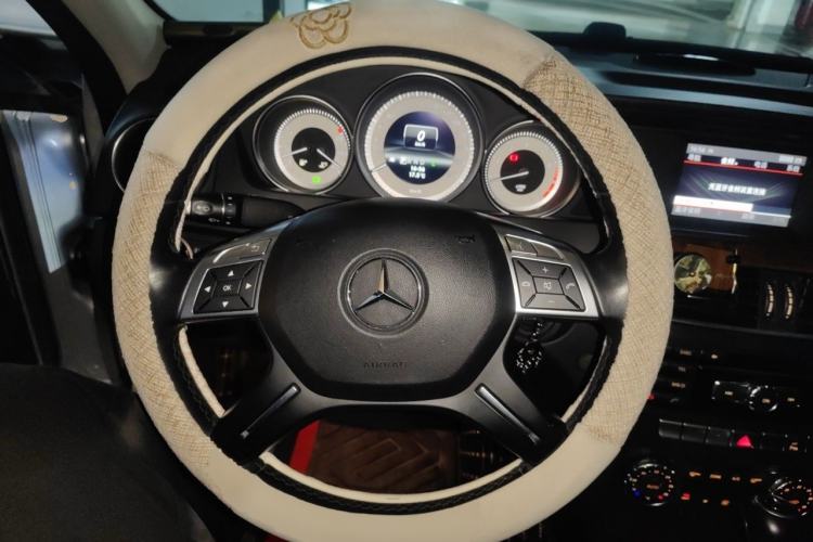 Used Mercedes-Benz C-Class 2011 C 260 CGI Fashion Model Steering Wheel