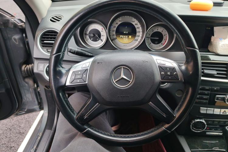 Used Mercedes-Benz C-Class 2011 C 200 CGI Fashion Model Steering Wheel