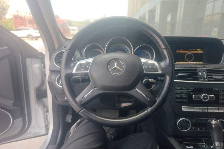 Used Mercedes-Benz C-Class 2011 C 180K Classic model Steering Wheel