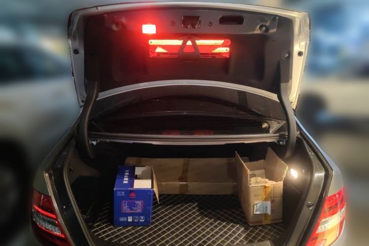 Used Mercedes-Benz C-Class 2011 C 260 CGI Fashion Model Trunk
