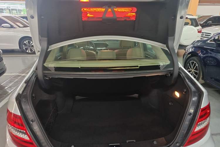 Used Mercedes-Benz C-Class 2011 C 200 CGI Elegant Model Trunk