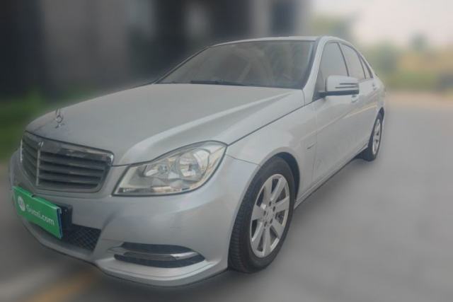 Used Mercedes-Benz C-Class 2011 C 180K Classic model
