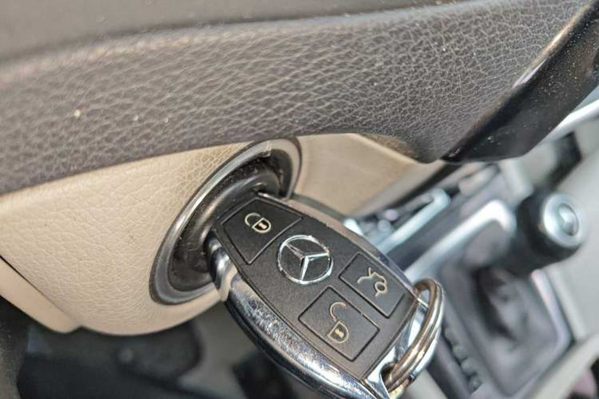 Used Mercedes-Benz C-Class 2011 C 180K Classic model Vehicle Key