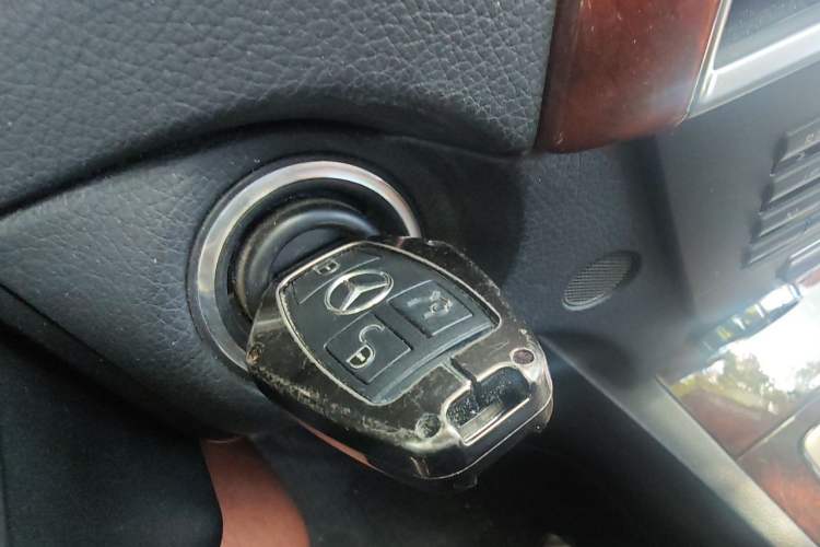 Used Mercedes-Benz C-Class 2011 C 200 CGI Elegant Model Vehicle Key