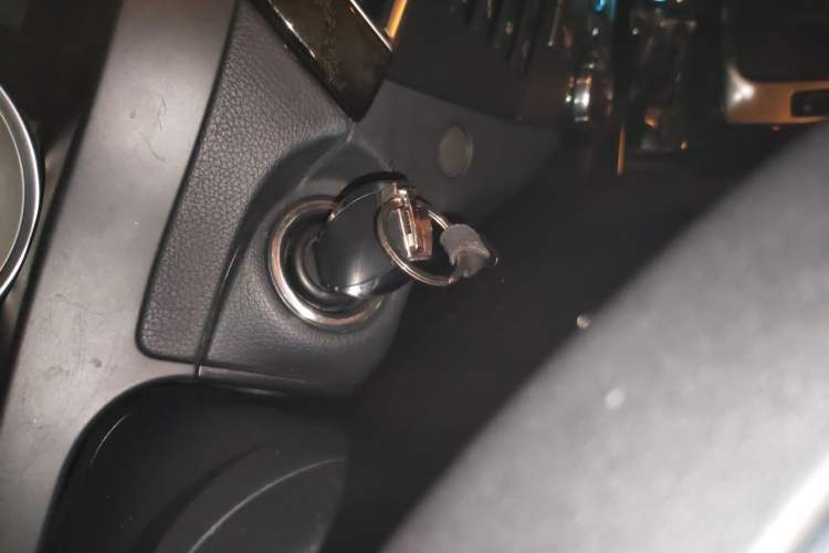 Used Mercedes-Benz C-Class 2011 C 200 CGI Fashion Model Vehicle Key