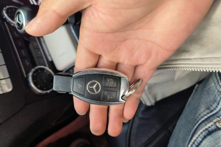 Used Mercedes-Benz C-Class 2011 C 200 CGI Fashion Model Vehicle Key