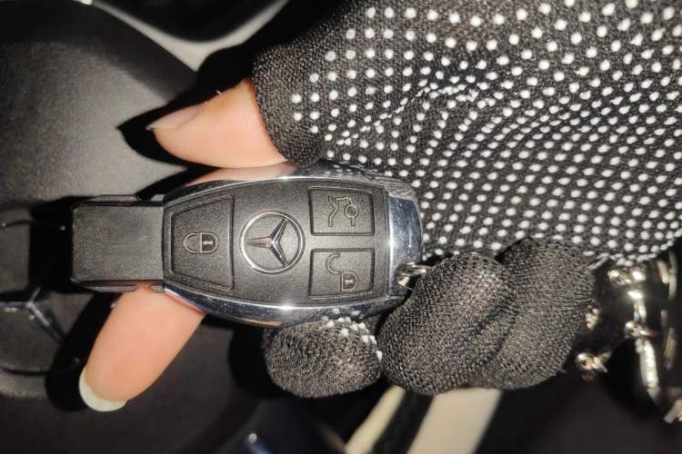 Used Mercedes-Benz C-Class 2011 C 260 CGI Fashion Model Vehicle Key