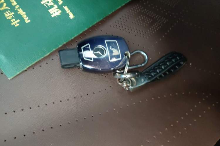 Used Mercedes-Benz C-Class 2011 C 200 Fashion Travel Edition Vehicle Key
