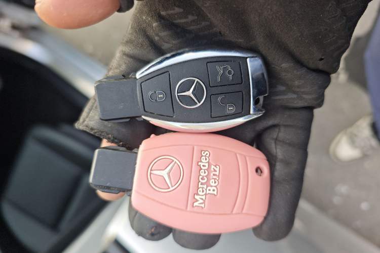 Used Mercedes-Benz C-Class 2011 C 180K Classic model Vehicle Key