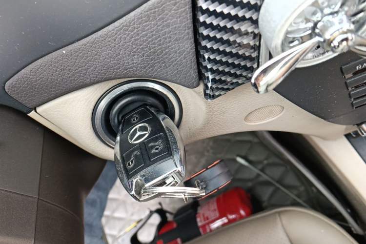 Used Mercedes-Benz C-Class  Vehicle Key