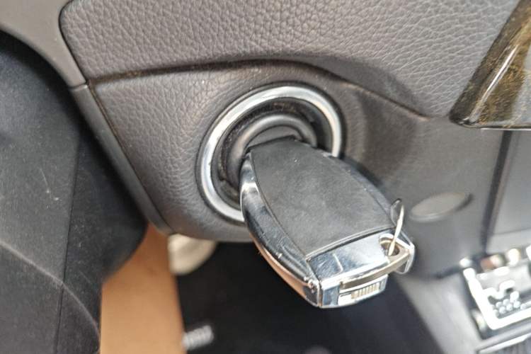 Used Mercedes-Benz C-Class 2011 C 200 CGI Fashion Model Vehicle Key