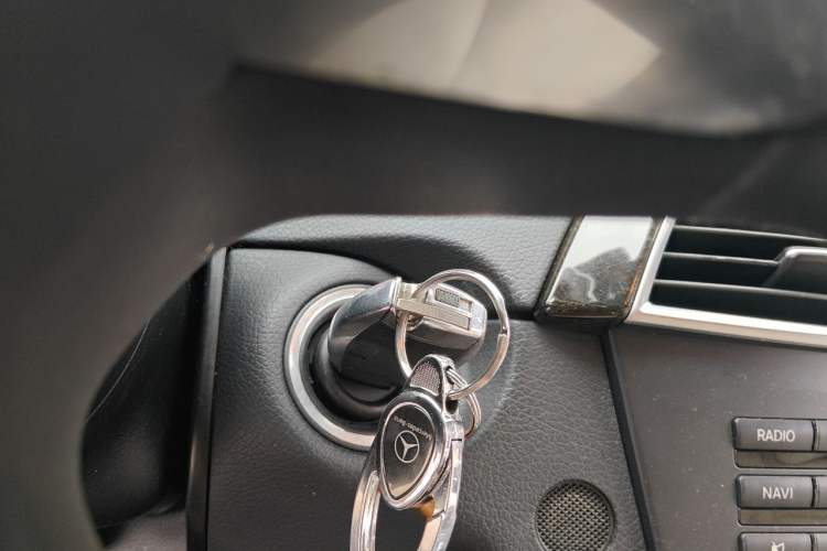 Used Mercedes-Benz C-Class 2011 C 300 Fashion Model Vehicle Key