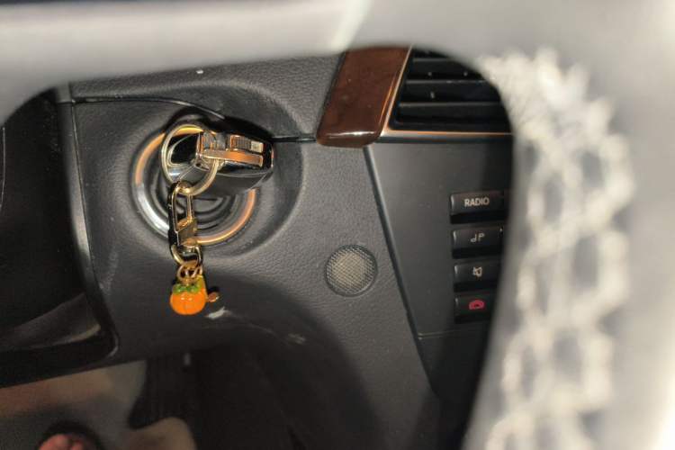 Used Mercedes-Benz C-Class 2011 C 200 CGI Elegant Model Vehicle Key