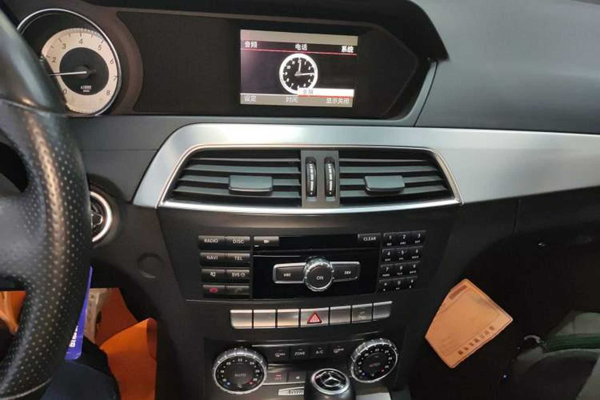 Used Mercedes-Benz C-Class 2011 C 200 Fashion Travel Edition Audio And AC Panel