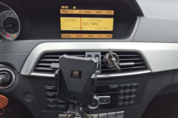 Used Mercedes-Benz C-Class 2011 C 200 Fashion Travel Edition Audio And AC Panel