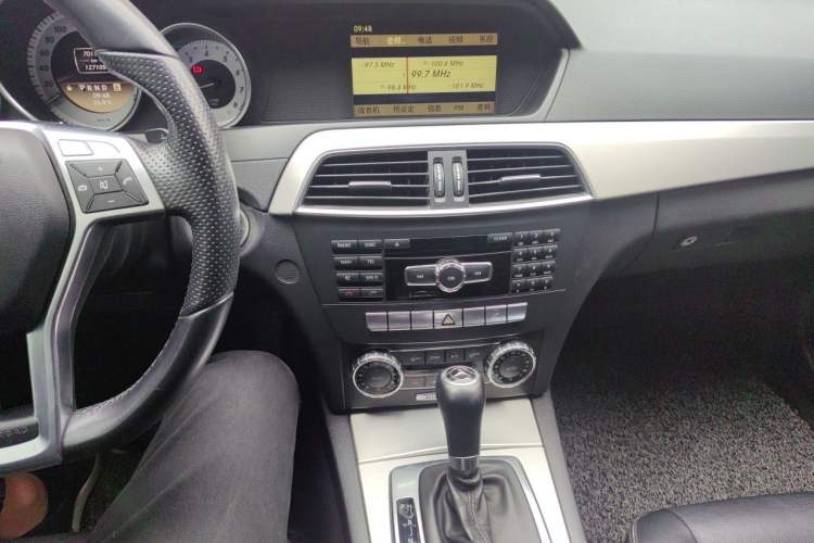 Used Mercedes-Benz C-Class 2011 C 200 Luxury Sport Touring Edition Audio And AC Panel