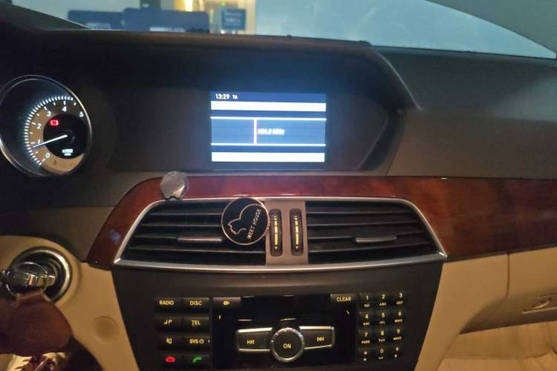 Used Mercedes-Benz C-Class 2011 C 200 CGI Elegant Model Audio And AC Panel