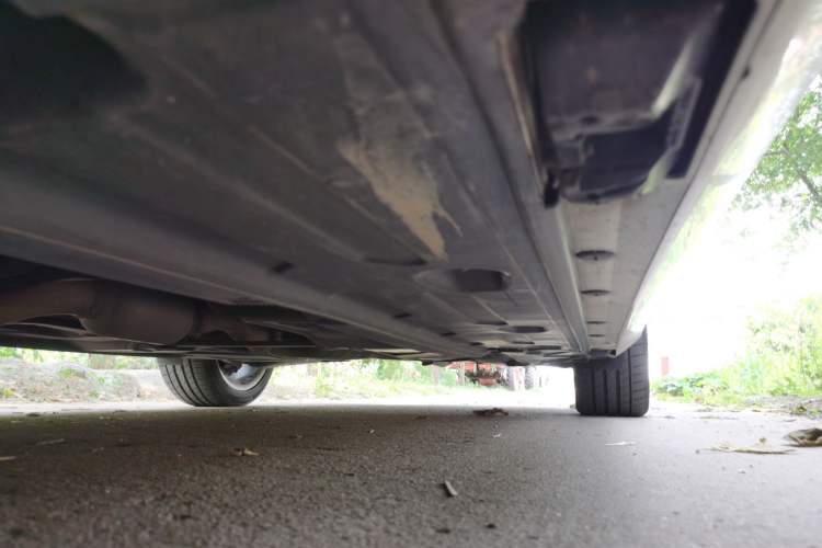 Used Mercedes-Benz C-Class 2011 C 200 Fashion Travel Edition Chassis Front Left
