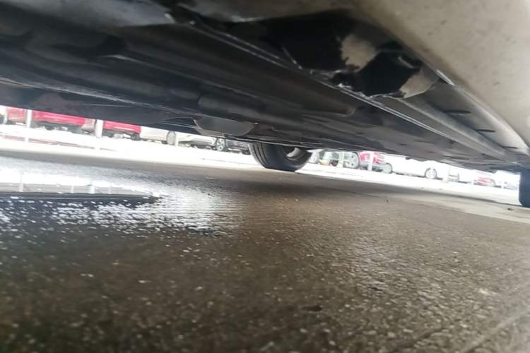Used Mercedes-Benz C-Class 2011 C 200 CGI Elegant Model Chassis Front Left