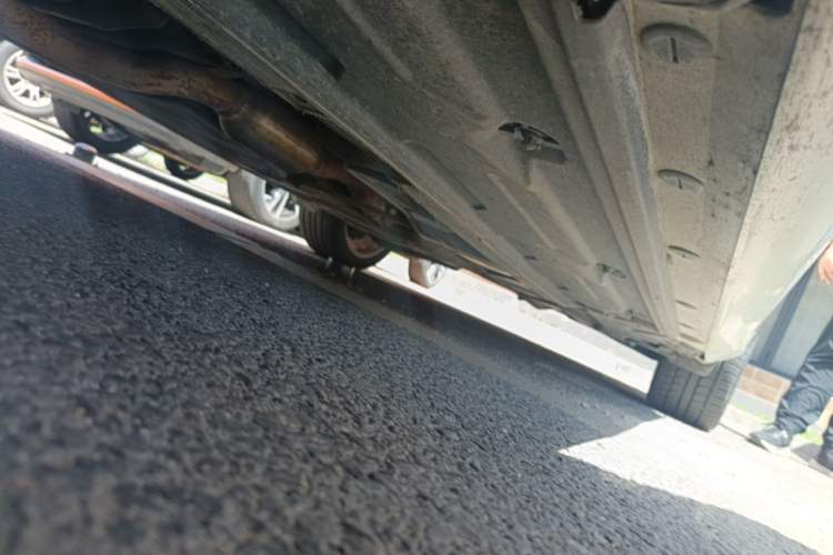 Used Mercedes-Benz C-Class 2011 C 200 Fashion Travel Edition Chassis Front Left