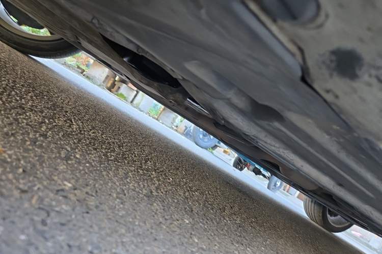 Used Mercedes-Benz C-Class 2011 C 260 CGI Fashion Model Chassis Front Left